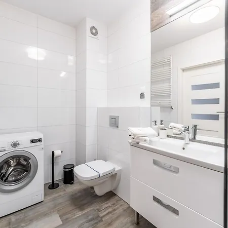 Apartment Fenomen - Pearl, Polanki Park W Kolobrzegu Z Basenem I Parkingiem